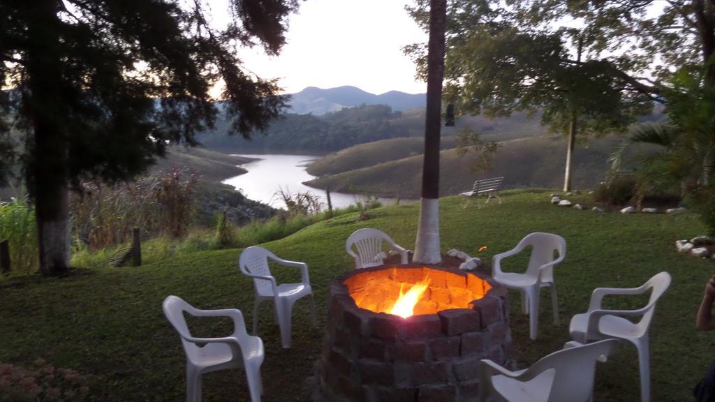 Pousada Canto Do Lago Piracaia Zewnętrze zdjęcie