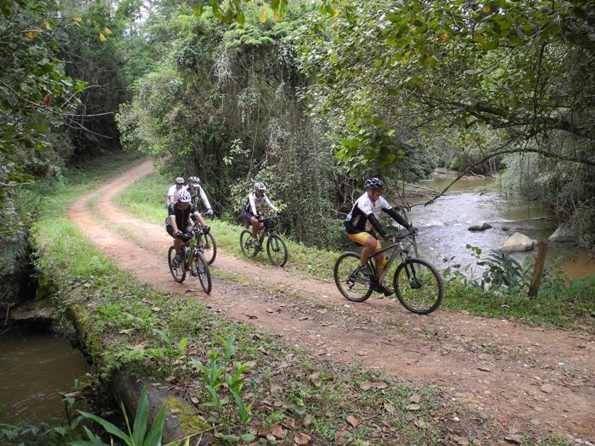 Pousada Canto Do Lago Piracaia Zewnętrze zdjęcie